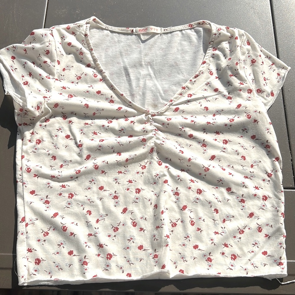 White and pink v neck cropped shirt